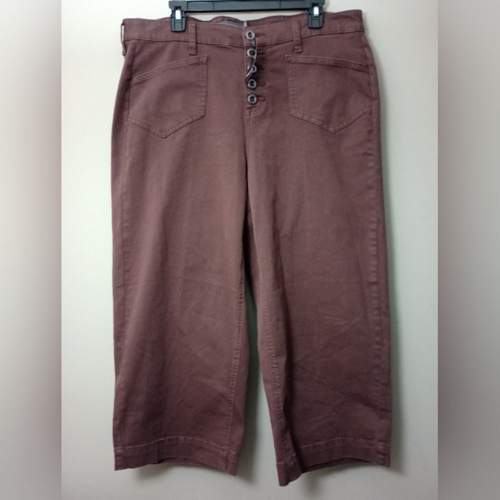 NWT Torrid Cropped Wide Leg Twill High Rise Patch Pkt Pants Size 16
